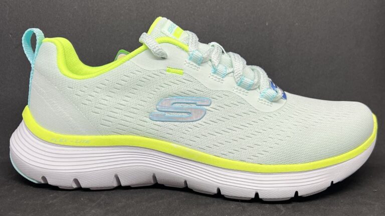 Een ultracomfortabel paar Skechers met een uitzonderlijke korting van 41%